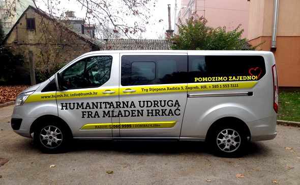 U sklopu višemjesečne akcije: Humanitarna udruga fra Mladen Hrkać kupila prilagođeno vozilo