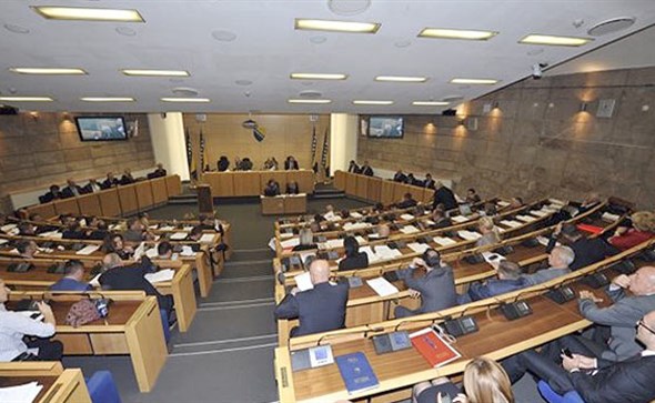 BOŠNJACI PROTIV: Dom naroda nije podržao predloženi proračun FBiH za 2016.