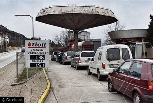 DO VRHA: Neviđene gužve na benzinskoj crpki u Hercegovini