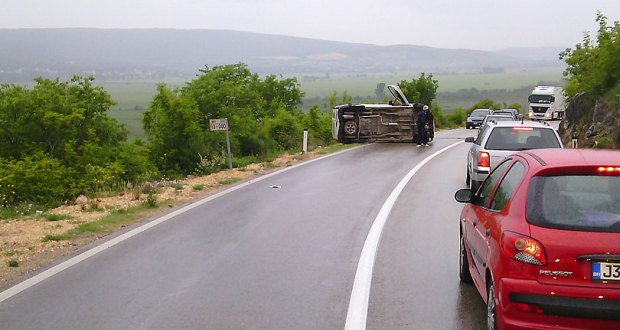 Zbog prometne nesreće zatvorena cesta između Širokog Brijega i Mostar