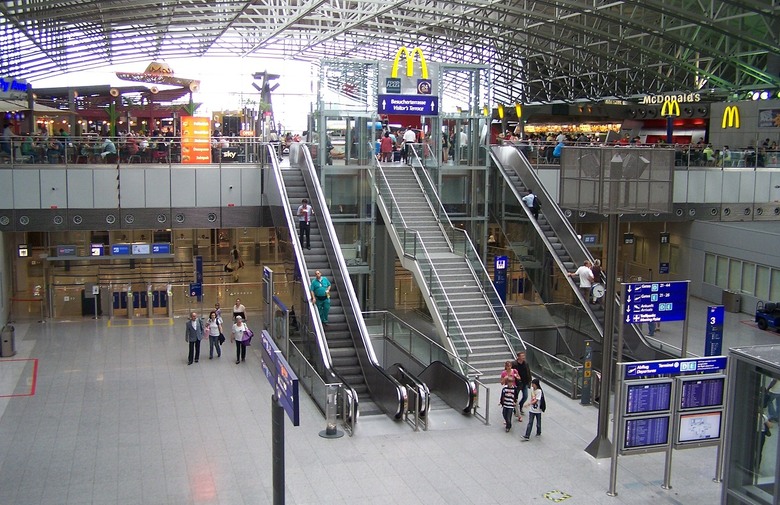 Evakuirana zračna luka u Frankfurtu