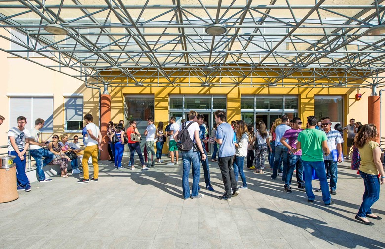 U Mostaru se upisuje rekordan broj novih studenata