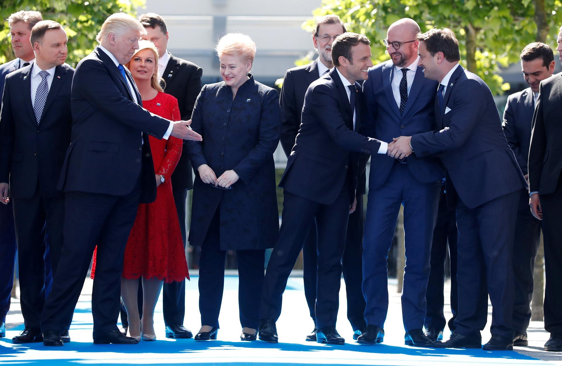 Grabar-Kitarović stajala odmah do Trumpa: ‘NATO nije usmjeren ni protiv koga’