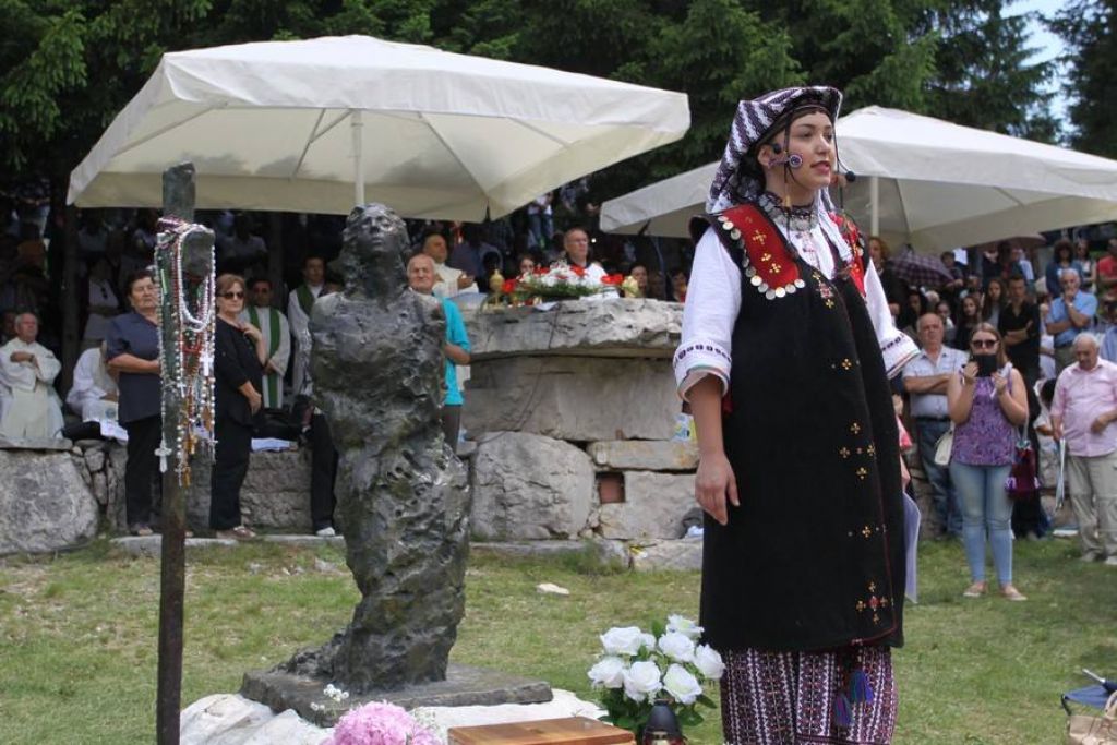 Kedžara: Proslava u čast Divi Grabovčevoj