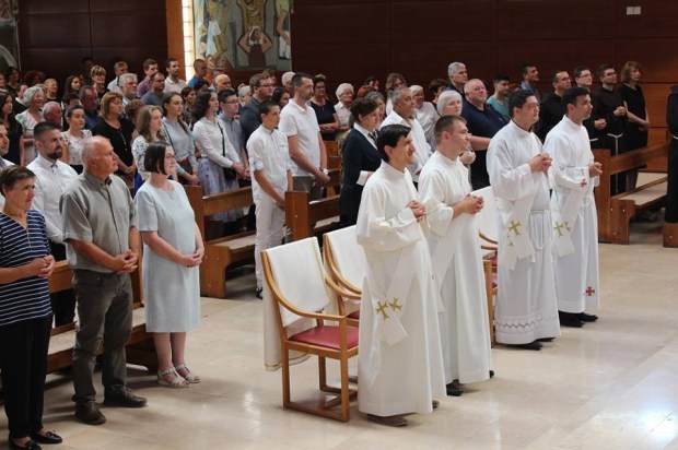 Četvorica novih svećenika u Hercegovini (FOTO)