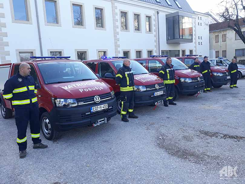 Vatrogasci ŽZH dobili božićni dar u vidu 4 nova specijalizirana terenska vozila od Vlade ŽZH