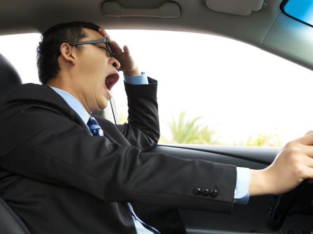 Sva vozila morat će imati sustave za upozoravanje vozača u slučaju pospanosti ili upotrebe pametnih telefona