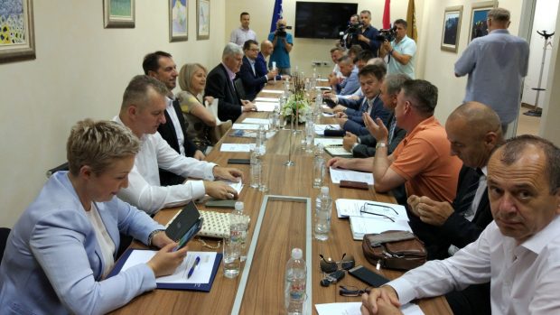 Bošnjačka politika svjesno gura državu na rub institucionalne i političke krize