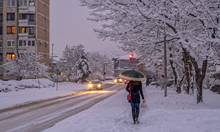 Snijeg stigao u BiH: Bijeli pokrivač zahvatio Kupres, Rostovo, Rakitno…