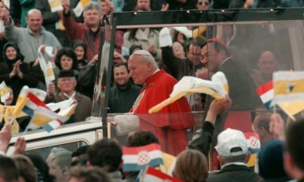 15. obljetnica smrti Ivana Pavla II. – kardinal Dziwisz poziva na molitveno zajedništvo 2. travnja u 21.37