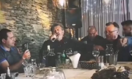 VIDEO – KORONA DERNEK TRESE BIH: Na zabavi Halid Bešlić, Šerif Konjević, političari, liječnici