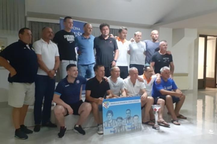 Veterani iz Livna pobjednici nogometnog memorijala u Posušju