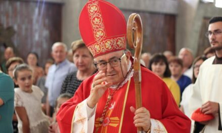 Nakon kardinala Puljića, zbog koronavirusa u bolnici i njegov nasljednik