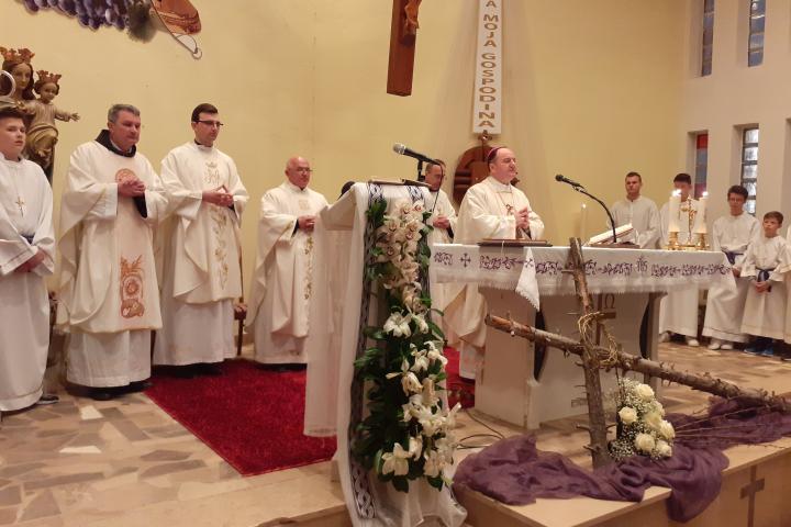 Biskup Palić u Vinjanima: Svetost je zadaća svakog kršćanina i na svetost smo pozvani svi
