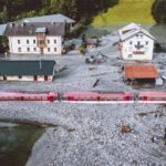 Nevjerojatne fotografije iz Austrije: Blatne bujice zatrpale vlak, više od 70 osoba ostalo zarobljeno u automobilima