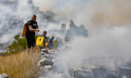 Kiša gasi višednevne požare u Hercegovini