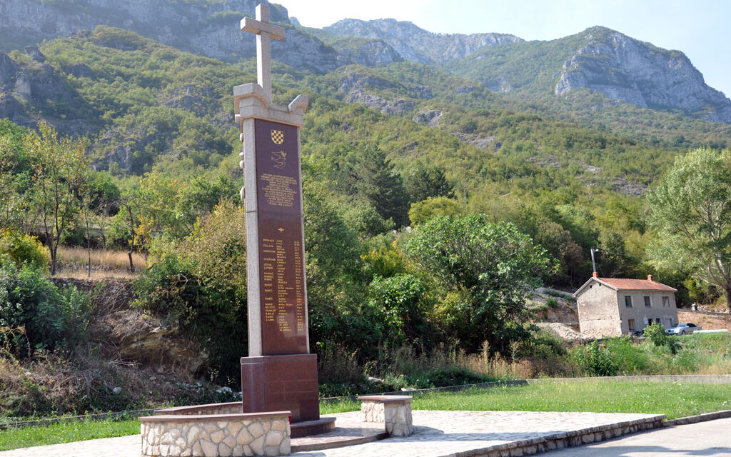Prošlo je 28 godina od stravičnog zločina Armije nad hrvatskim civilima u Grabovici