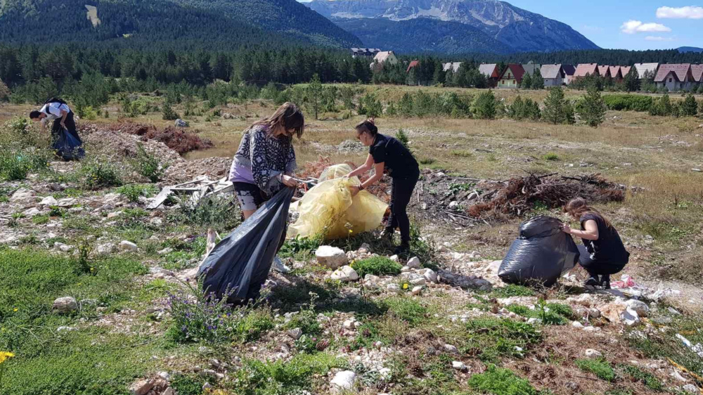 Mladi očistili blidinjski krajolik