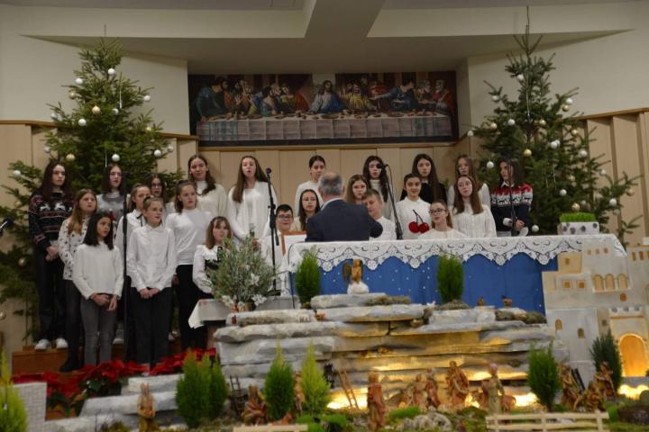 Foto: Održan Božićni koncert u Posušju