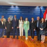Potpisan sporazum o izradi kurikuluma s programom na hrvatskom jeziku u BiH