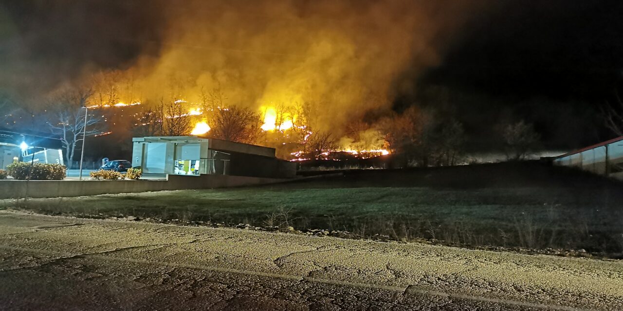 Požari na nekoliko lokaliteta u općini Posušje