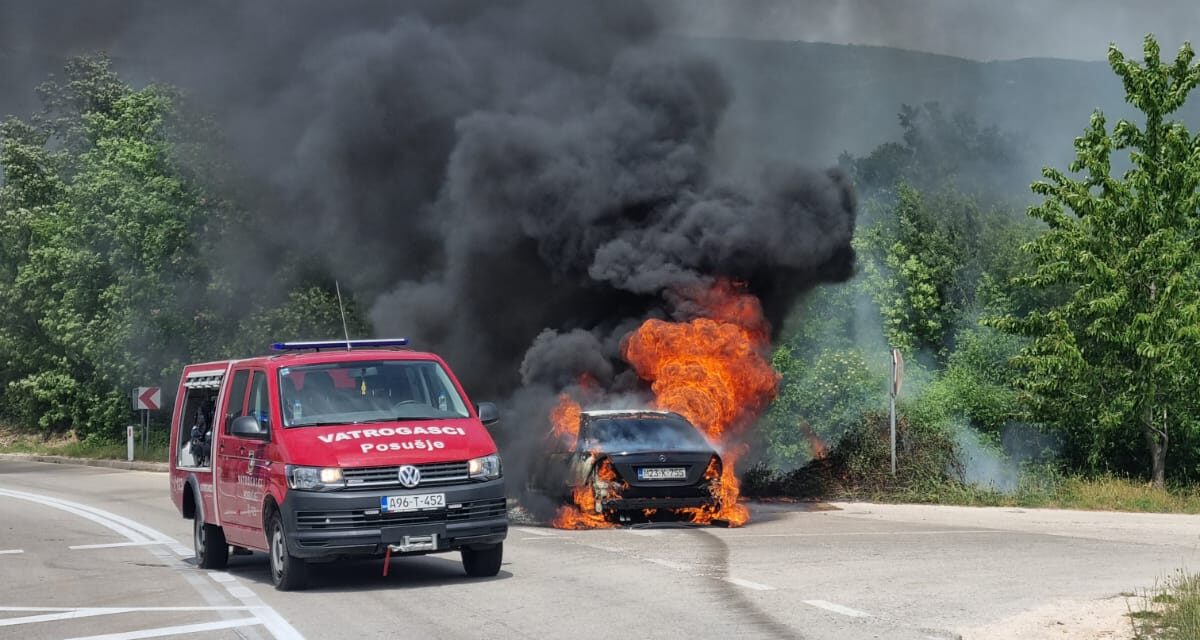 Zapalio se automobil na lokalitetu Gradac – Donji Begići