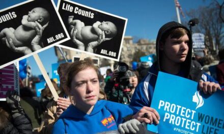 AMERIKA PROTIV POBAČAJA: Krenule se zatvarati klinike za pobačaje u SAD-u