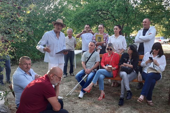 FOTO: Susret pjesnika u Batinu okupio brojne pjesnike i posjetitelje