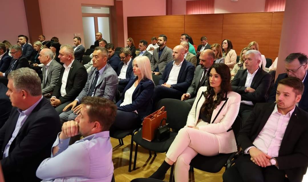 Implementacija razvojnih politika HDZ-a BiH i HNS u zakonodavnoj i izvršnoj vlasti