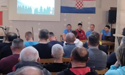 Svečana sjednica Hrvatskog planinarskog društva „Pločno“ i HGSS – a stanice Posušje