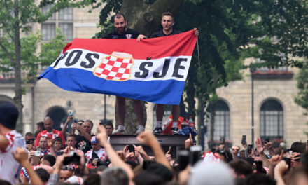 Euforija prije finala na ulicama Rotterdama: Hrvatski navijači spremni za povijesni trenutak