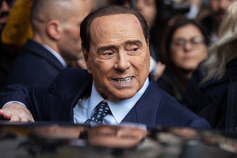 Umro Silvio Berlusconi