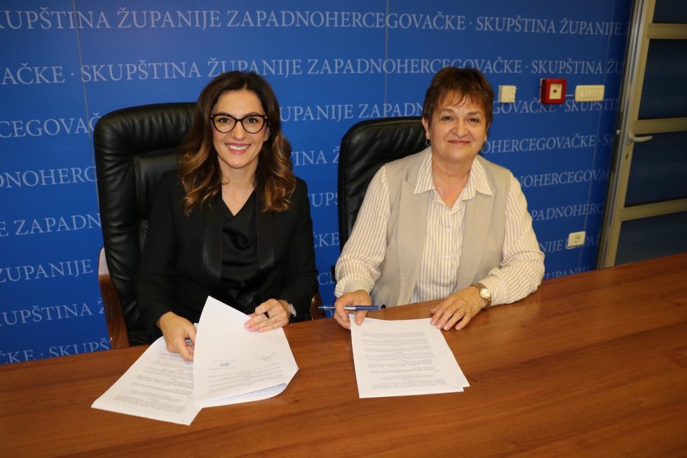 Potpisan ugovor o sufinanciranju zapošljavanja odgovarajućeg stručnog kadra za djecu sa poteškoćama u predškolskim ustanovama sa područja Zapadnohercegovačke Županije