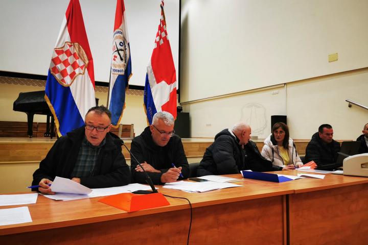 Mladen Bašić izabran na novi mandat predsjednika Udruge dragovoljaca i veterana Domovinskog rata HVO-a Herceg Bosne Posušje