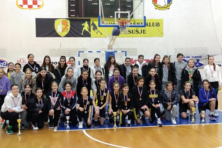 Turnir škola košarke u Posušju pripao djevojkama iz Imotskog