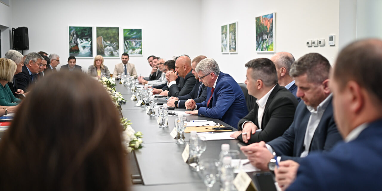 XX. Koordinacijski sastanak dužnosnika HDZ-a BiH održan danas u Grudama