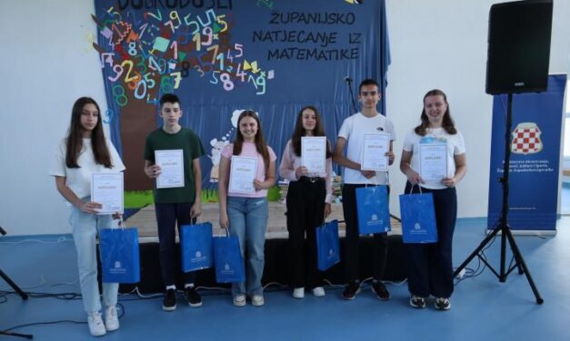 Učenicima OŠ Ivana Mažuranića Luki Pekasu i Petri Ćesić treća mjesta na županijskom natjecanju iz matematike