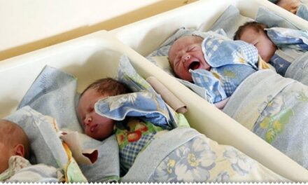 Vlada FBiH donijela uredbu o isplati jednokratne podrške od 1000 KM za novorođenčad