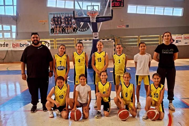 Mladim posuškim košarkašicama srebro na turniru u Grudama