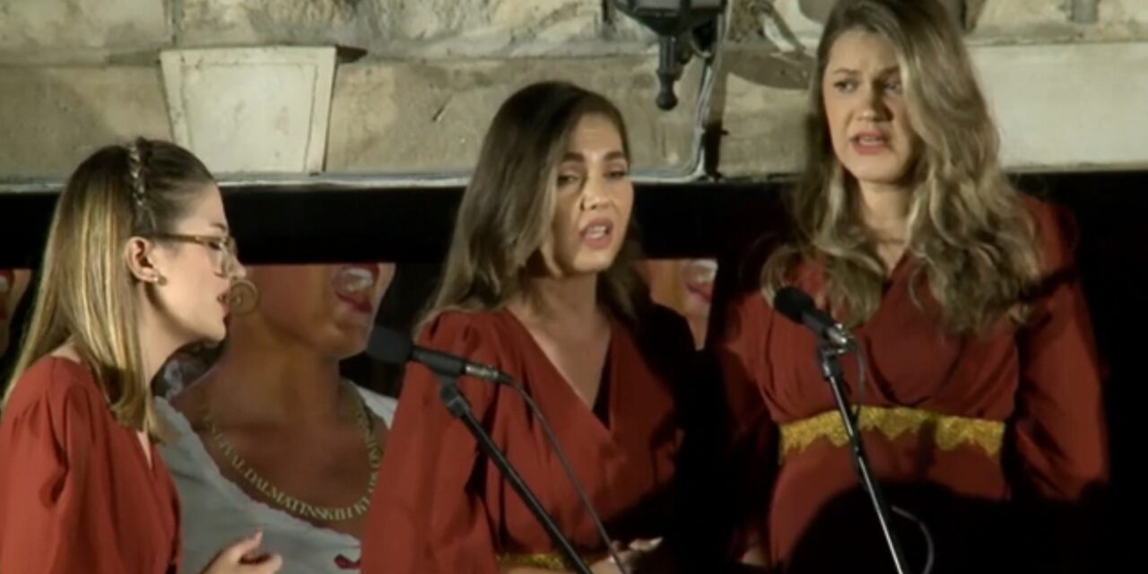 Ženska klapa Zvizdan u finalu 58. FDK Omiš 2024.