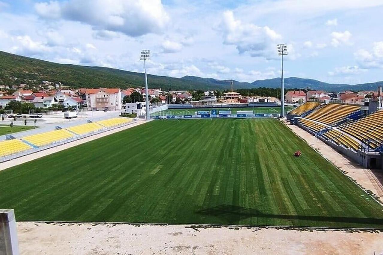 Završena rekonstrukcija terena na stadionu Mokri Dolac