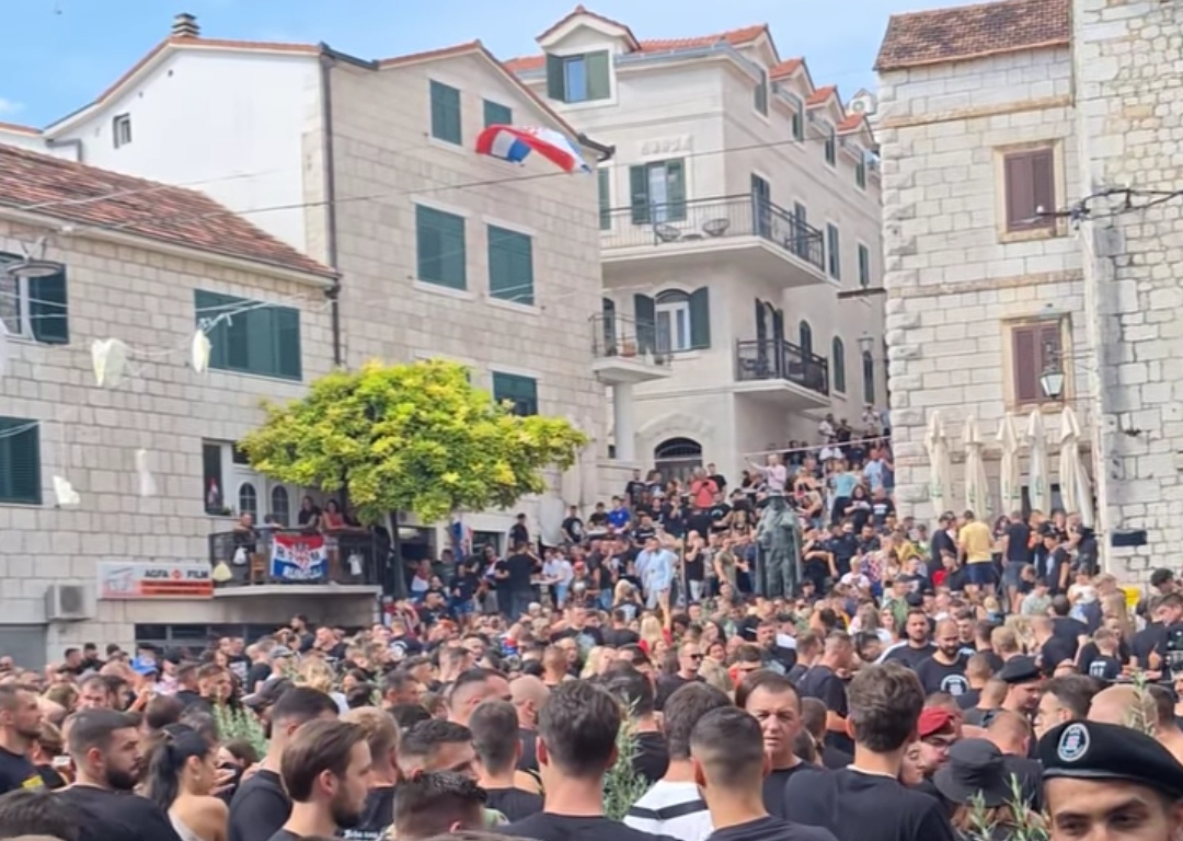 NABRIJAVA SE ATMOSFERA: Thompsona će slušati 25 tisuća ljudi u Imotskom