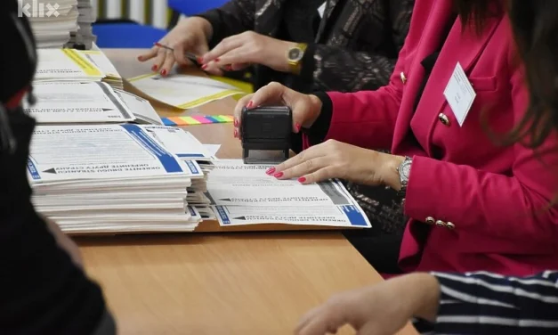 Počela je izborna šutnja: SIP bi mogao odgoditi glasanje u područjima pogođenim poplavama