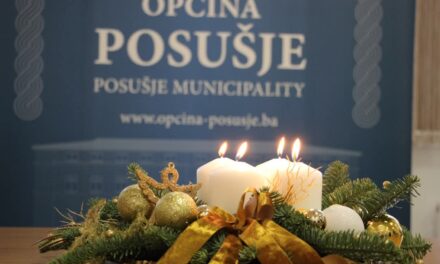 Danas palimo četvrtu adventsku svijeću 