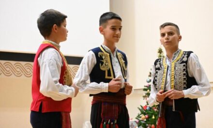 Započela je nova tradicija HKUD „fra Petar Bakula“ Posušje: božićna, folklorna i dobrotvorna