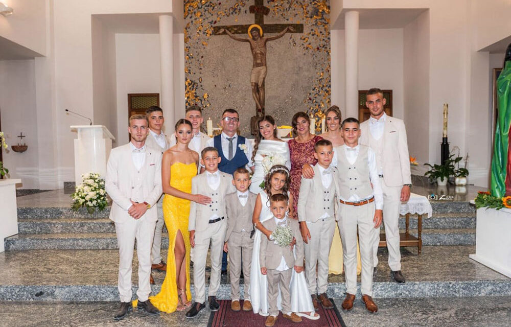 Obitelj Ančić iz Tihaljine ima 13-ero djece: Uz suze i zagrljaje ispratili svoju Ljubicu u Posušje