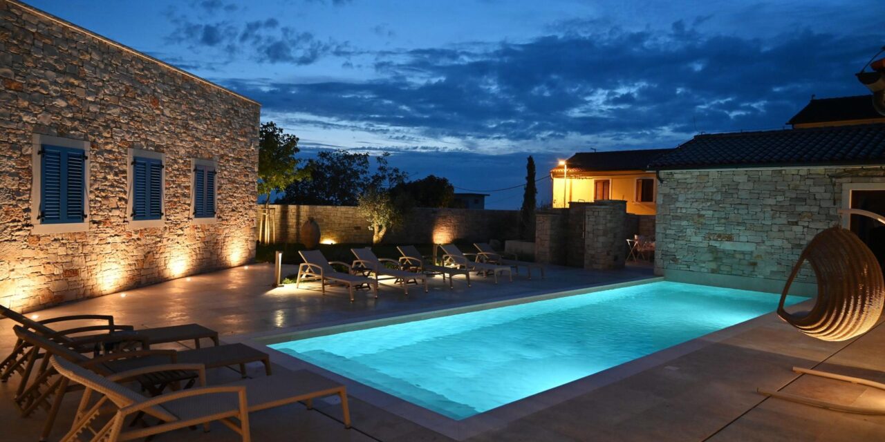 Porezna uprava FBiH: Gotovo polovica iznajmljivača i ugostitelja radi mimo zakona