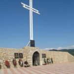 Osobe koje su skrnavile spomenik hrvatskim braniteljima na Pješčari vraćene s granice