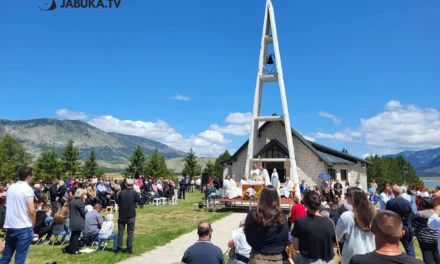 Blidinje: Stotine vjernika na svečanoj proslavi Gospe Snježne na Barzonji