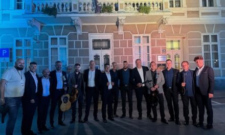 Klapa Grga u suradnji sa Slavonija Bandom predstavila novu pjesmu